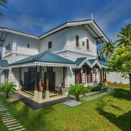 Headman House Antique Villa - A Seaside Royal Stay Ahangama Eksteriør bilde