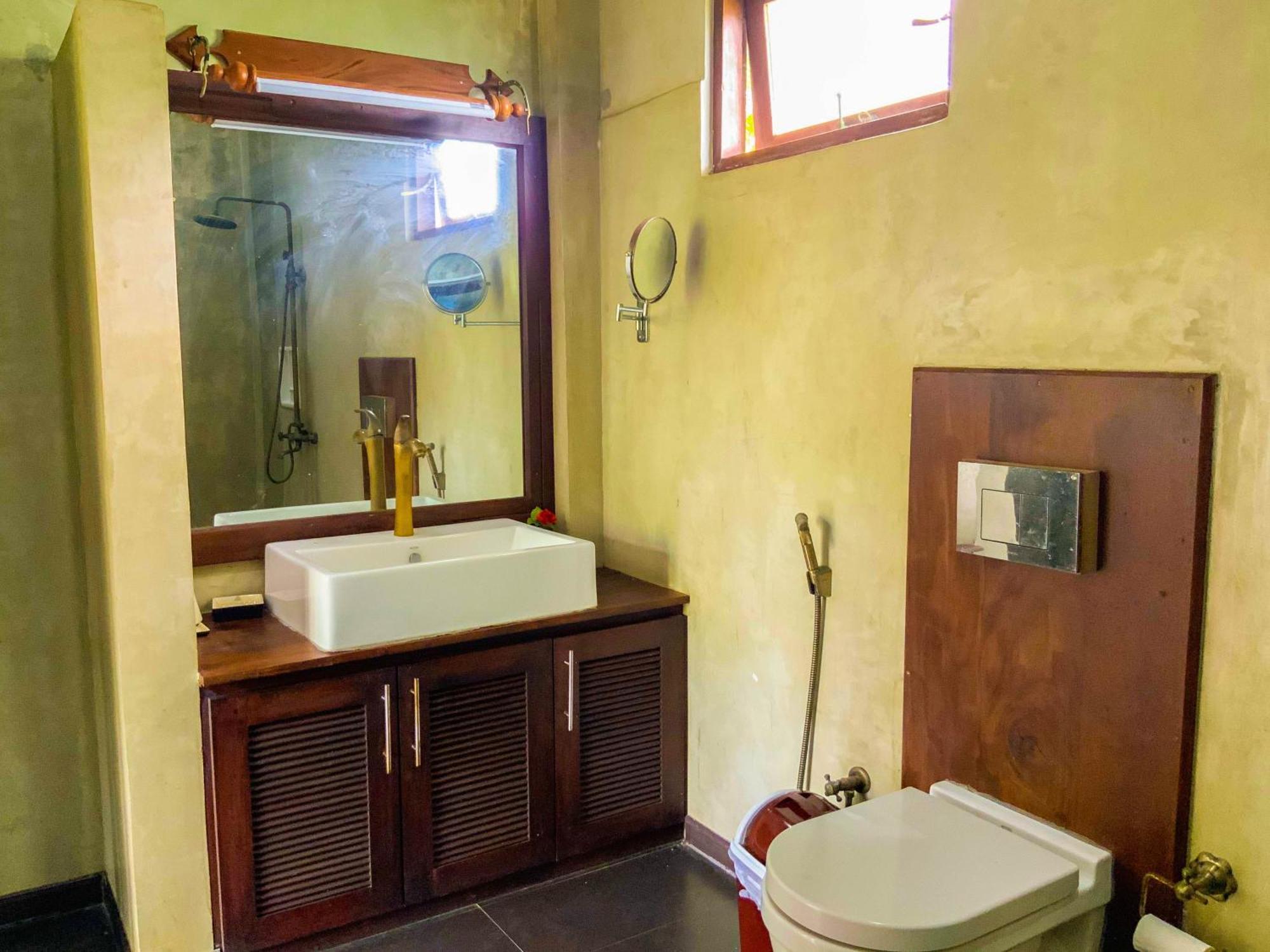 Headman House Antique Villa - A Seaside Royal Stay Ahangama Eksteriør bilde