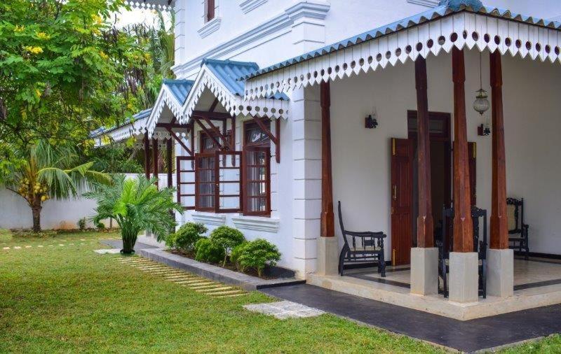 Headman House Antique Villa - A Seaside Royal Stay Ahangama Eksteriør bilde