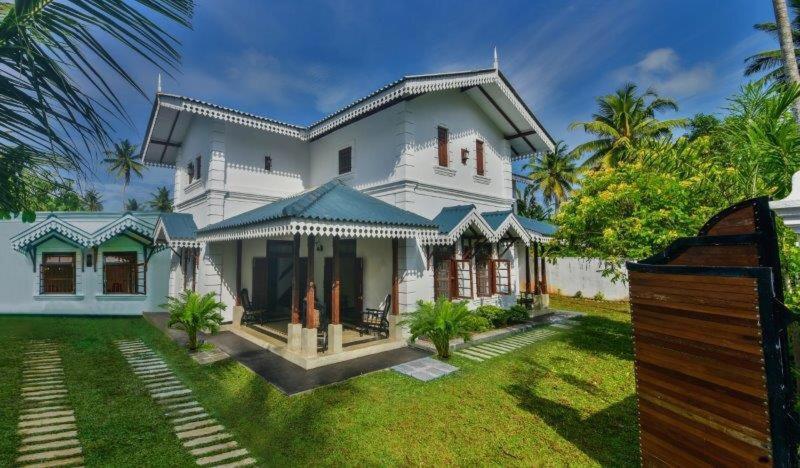 Headman House Antique Villa - A Seaside Royal Stay Ahangama Eksteriør bilde
